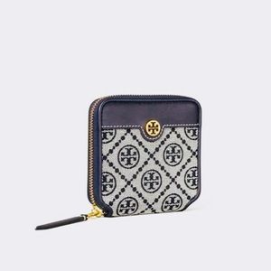 New Tory Burch Jacquard Monogram Wallet